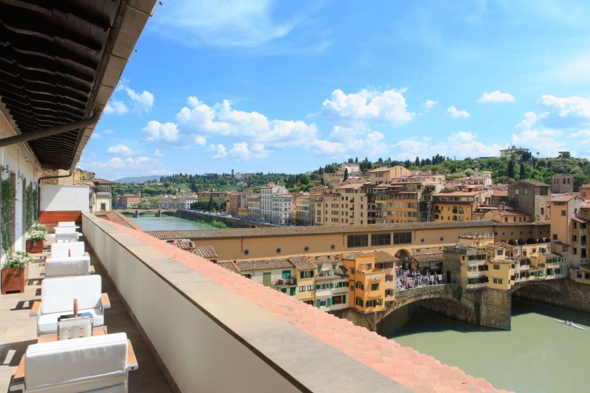 Soggiorno per due persone al Portrait Firenze e cena al Caffè dell'Oro