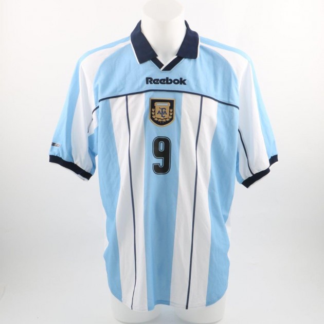 Batistuta Argentina shirt, issued/worn 2002 mundial qualifications