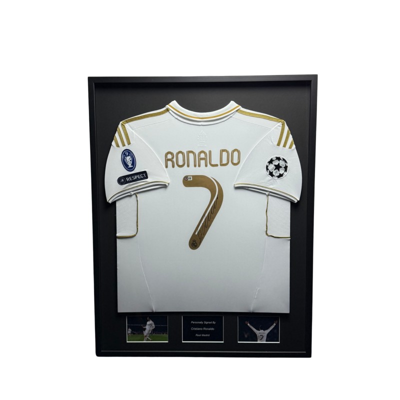 La maglia del Real Madrid 2012/13 di Cristiano Ronaldo firmata e incorniciata