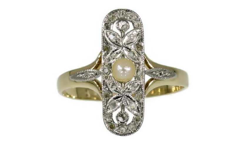 Belle Époque Ring with Rose Cut Diamonds and Pearl