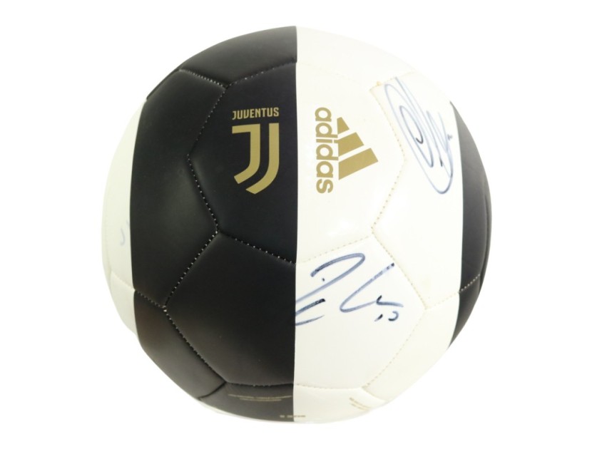 Official Juventus Football, 2019/20 - Signed by the Players