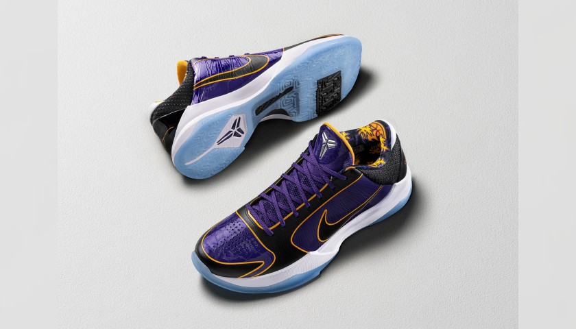 "Kobe 5 Proto" Nike Boots
