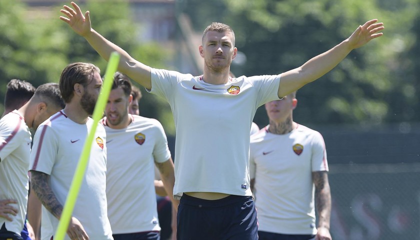 Attend an AS Roma Training Session in Trigoria