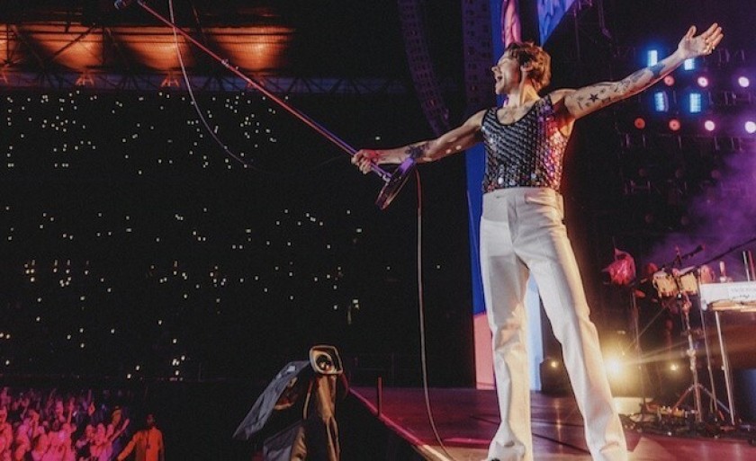 Premium Club Wembley Tickets for Four to See Harry Styles Live