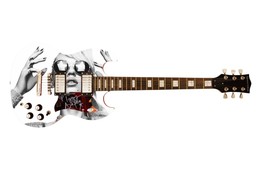 Iggy Azalea Signed Custom Graphics Photo Guitar