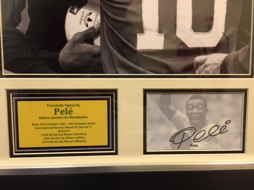 Pelé Signed Photograph with Muhammad Ali - CharityStars