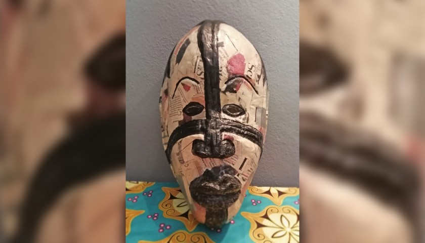 “Chef du village - Newspaper” - Togo Traditional Mask