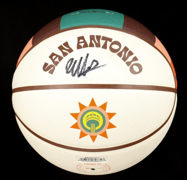 Pallone da basket NBA Victor Wembanyama - Autografato