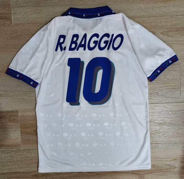 Roberto Baggio's Italy Vintage Away Shirt