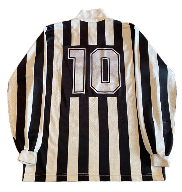 R - Baggio's Juventus Match-Issued Shirt, 1994/95