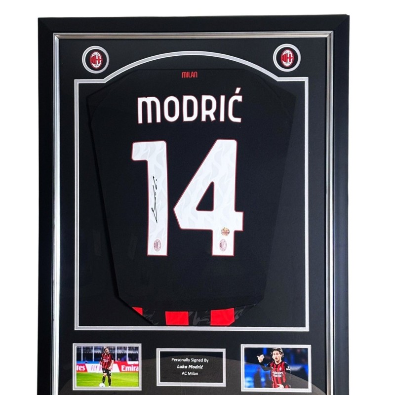 Luka Modrić's AC Milan 2025-26 Signed and Framed Shirt 