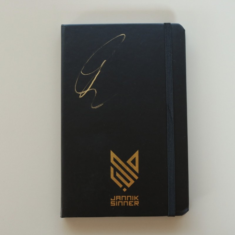 Diary - Autographed by Jannik Sinner