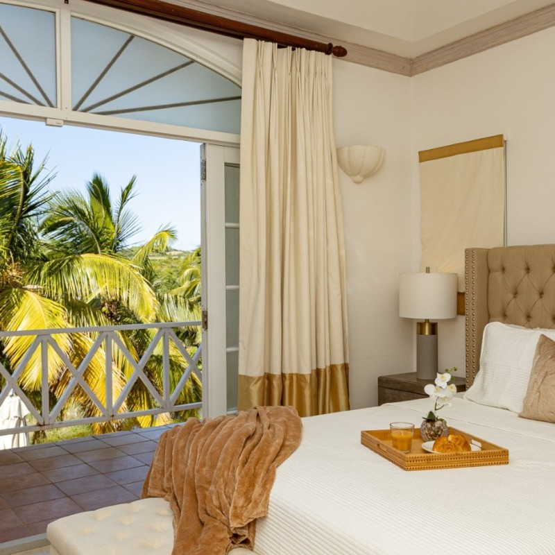 Fuga di sette notti nella splendida St. Lucia, villa con due camere da letto per quattro persone sul campo da golf Sandals St Lucia