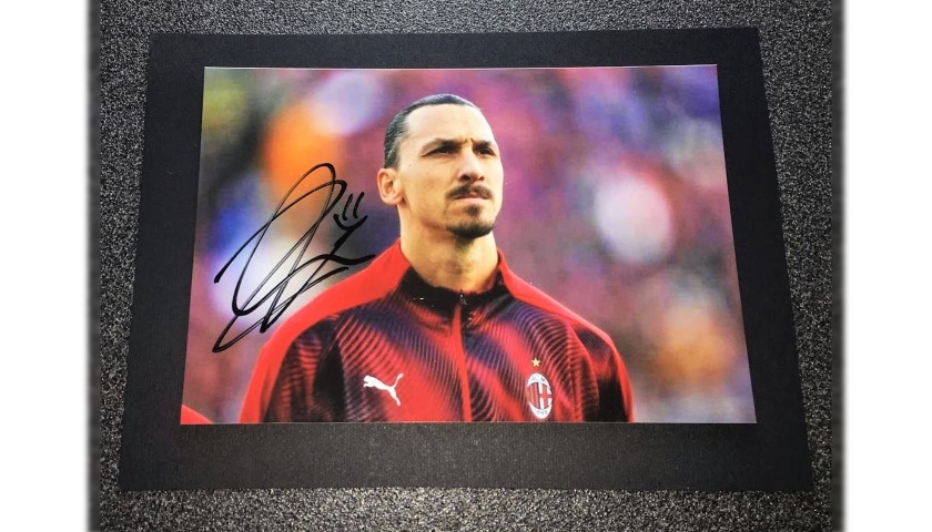 Zlatan Ibrahimovic Autographed LA Galaxy Jersey - CharityStars
