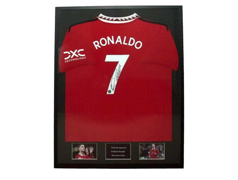 Camicia del Manchester United 2022/23 di Cristiano Ronaldo firmata e incorniciata