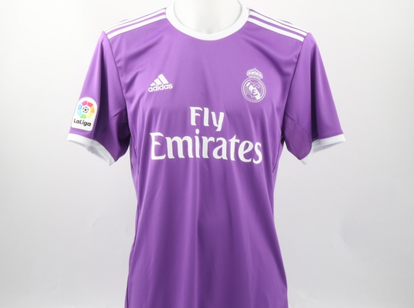Official Real Madrid Morata Shirt, 2016/17 - Signed