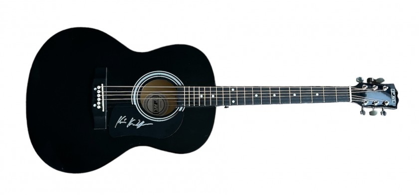 Chitarra acustica autografata da Kris Kristofferson 