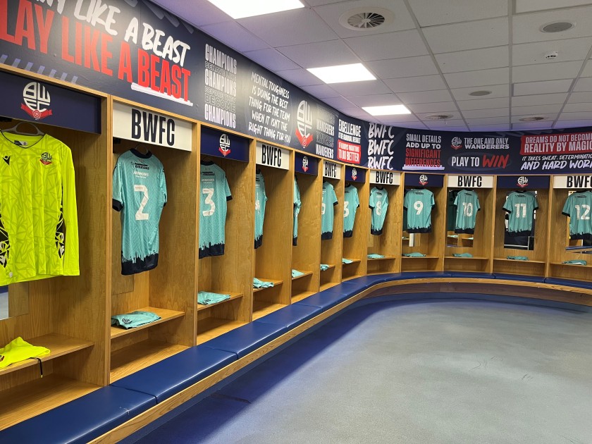Set of 16 Men’s BWFC Away Football Shirts and Shorts