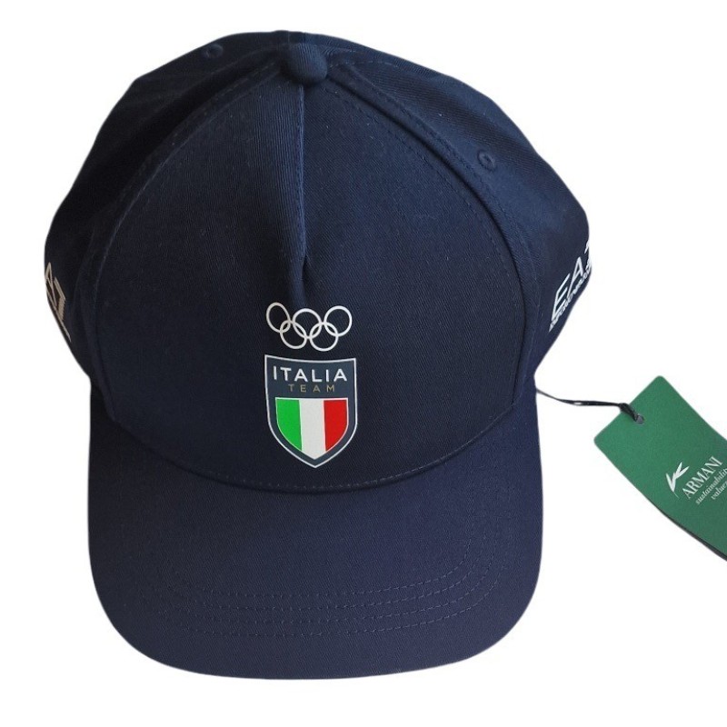 Olimpiadi Parigi 2024 - Cappellino EA7 Italia di Giuditta Galardi