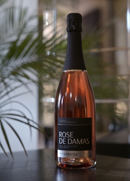 6 bottiglie di ROSE DE DAMAS by Nero Lifestyle - Edizione Limitata 