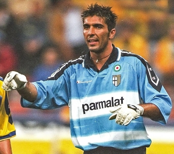 Buffon's Parma Match Shirt, 1999/00 - CharityStars