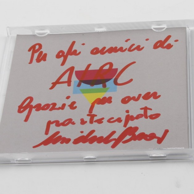 Vinci "I hate music", l'ultimo cd di Michele Bravi, autografato