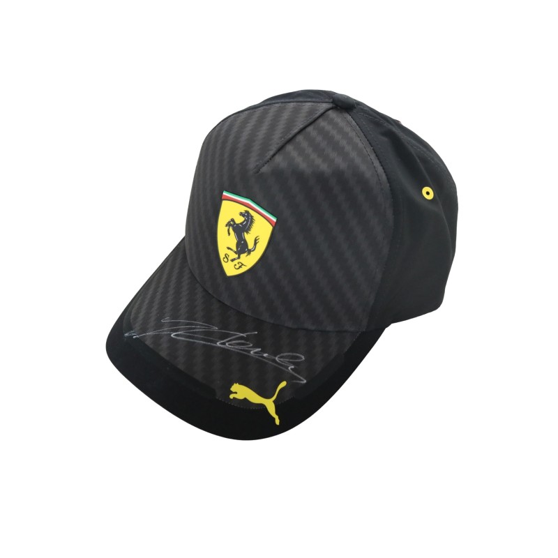 Cappellino ufficiale Scuderia Ferrari Monza 2024 - Autografata da Charles Leclerc