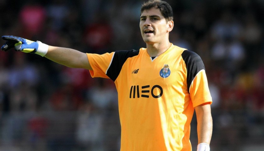 Casillas's Porto Worn and Signed Shirt, 2016/17