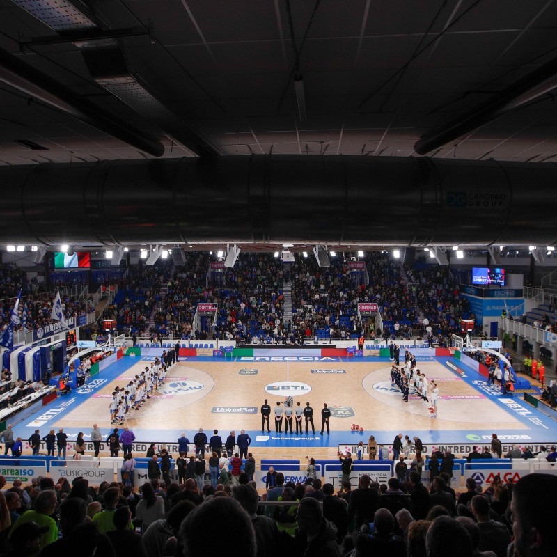 Attend Brescia Basket vs Virtus Bologna + Walkabout