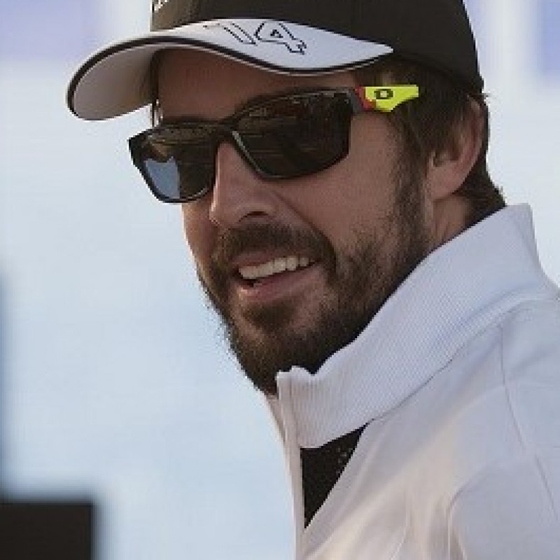 Cappello "McLaren Honda" autografato da Fernando Alonso