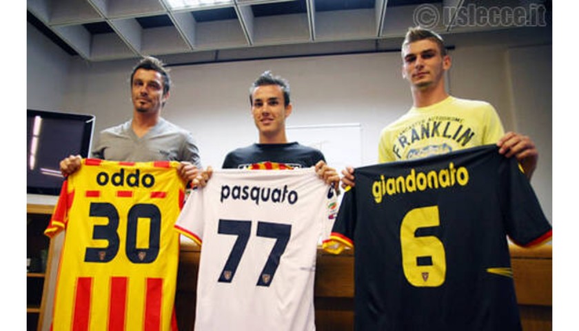 Giandonato 's Lecce Match Shirt, 2011/12