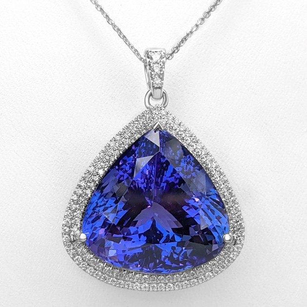 36.78 Carat Tanzanite and 0.70 Ct Diamonds 18K White Gold Necklace with Pendant