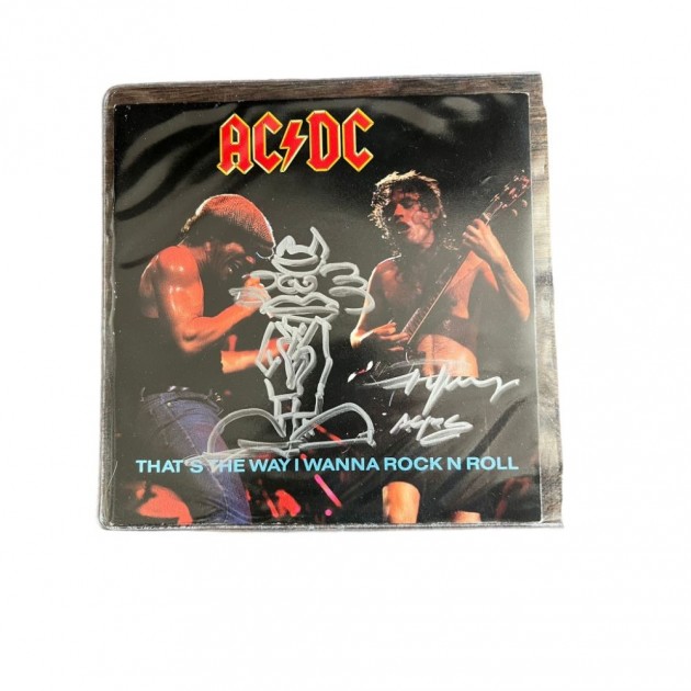 Vinile 12 degli AC/DC That's the Way I Wanna Rock 'n' Roll autografato  da Angus Young - CharityStars
