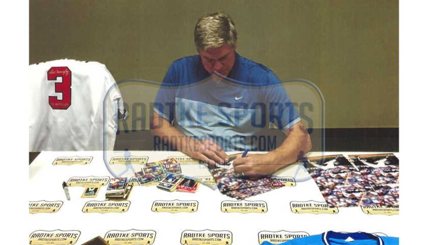 Dale Murphy Signed 1986 Atlanta Braves Baseball Card - CharityStars