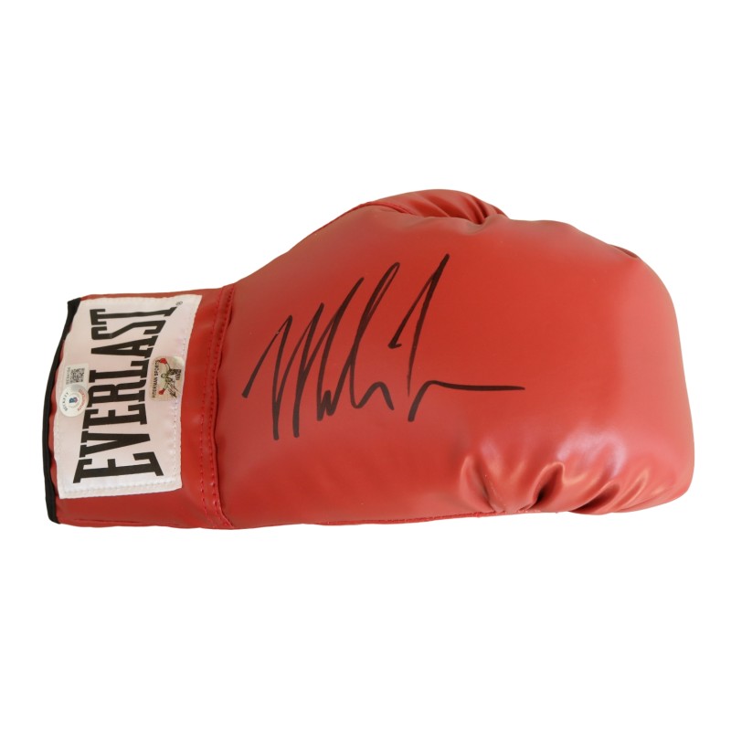 Guantone autografato da Mike Tyson