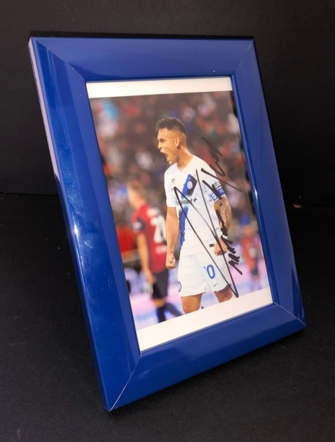 Photograph Signed by Lautaro Martinez