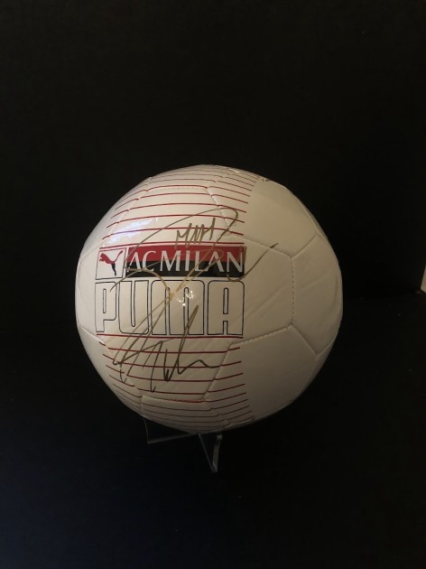 Pallone Ufficiale Milan, 2022/23 - Autografato dalla rosa