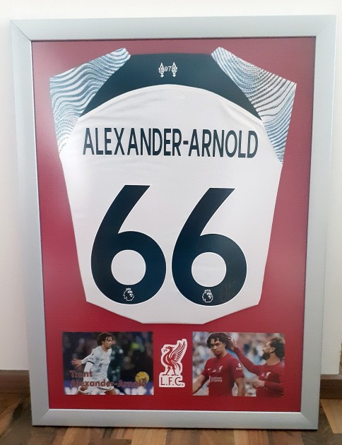 Trent Alexander-Arnold maglia da trasferta del Liverpool 2022/23 firmata e incorniciata