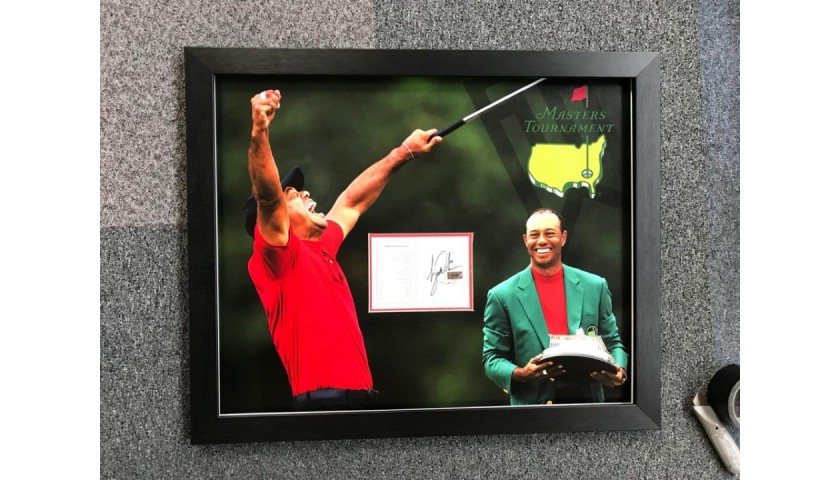 Tiger Woods Masters Golf Signed and Framed Display - CharityStars