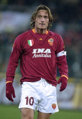 Totti Official Roma Shirt, 2001/02