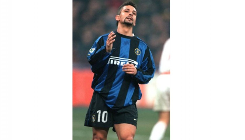 Baggio Official Inter Shirt, 1999/00