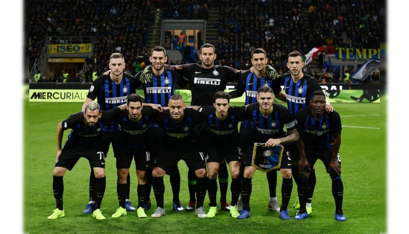 Official Inter Football, 2018/19 - Signed by the Squad