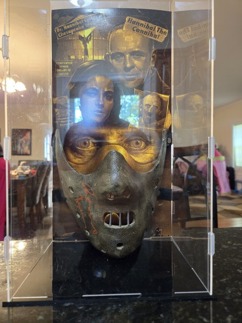 Anthony Hopkins Signed Silence of The Lambs Mask in Acrylic Display