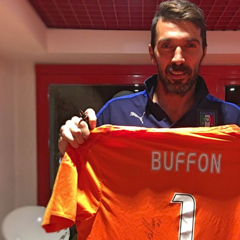 Official Buffon Shirt, 2016/17 - Signed