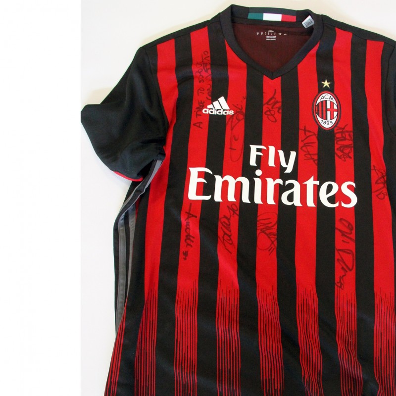 Official Bonaventura Milan shirt, 16/17 season, signed by some players