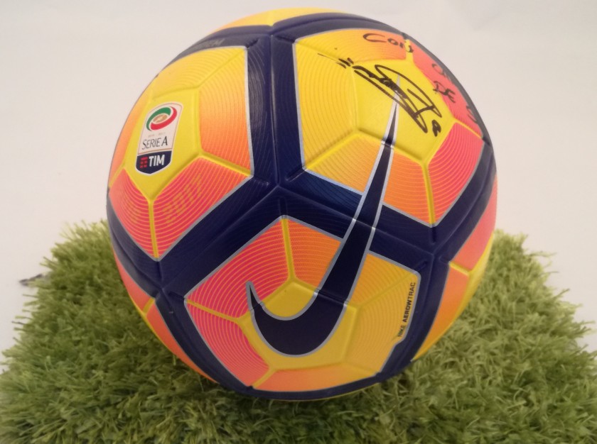 Match Ball used in the match Milan-Inter, signed by Suso