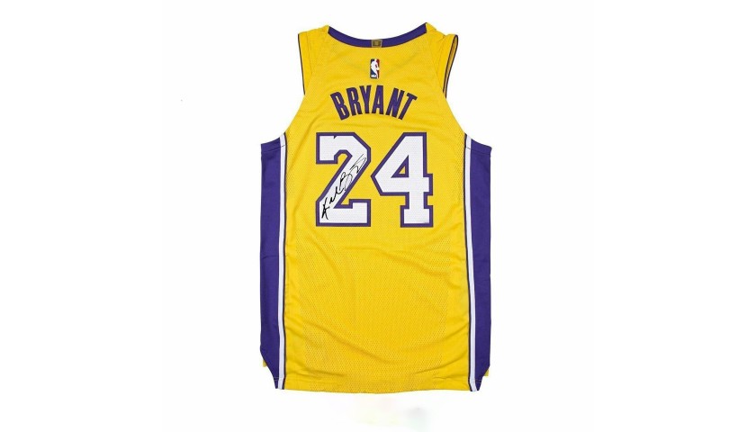 Kobe Bryant Jersey with Digital Signature