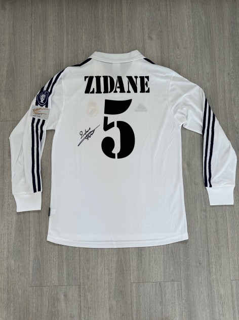 Maglia firmata da Zinedine Zidane per il Real Madrid 2002