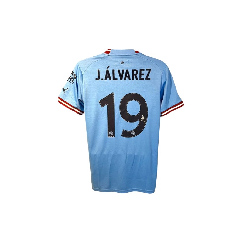 Replica maglia firmata da Julian Alvarez, finale 2022/23 del Manchester City