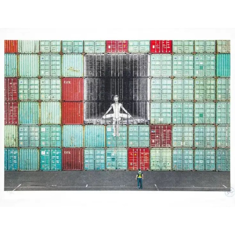 Opera"In The Container Wall, Le Havre, France, 2014" di JR